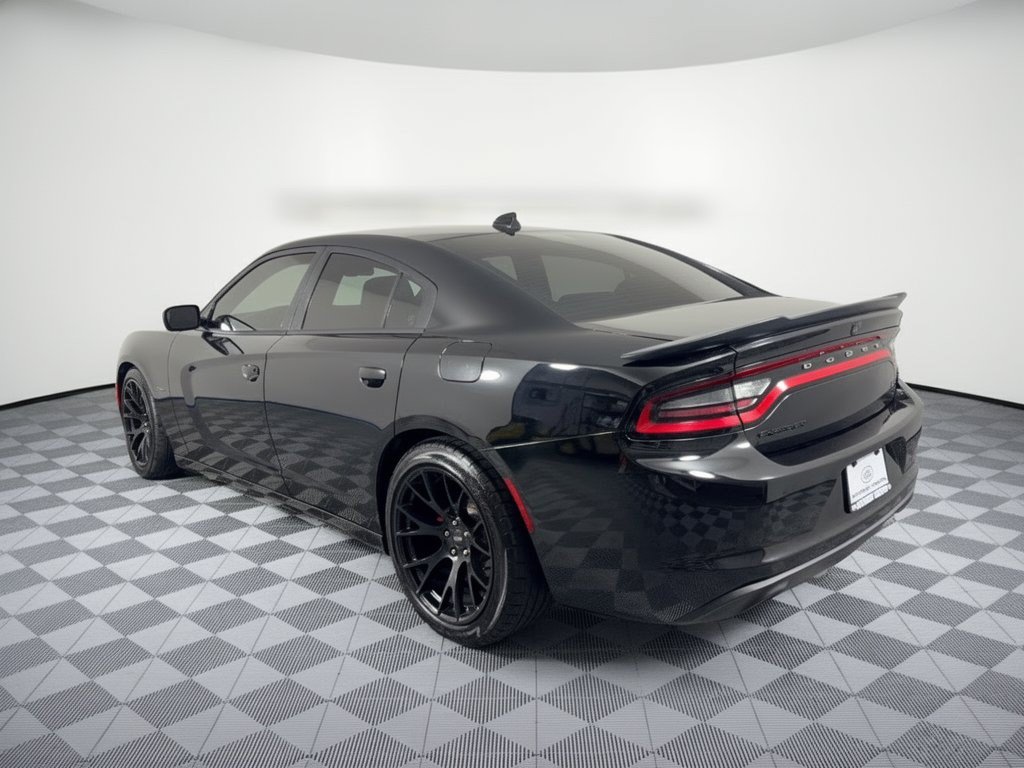 Used 2017 Dodge Charger R/T w/ Navigation & Travel Group RWD image 3