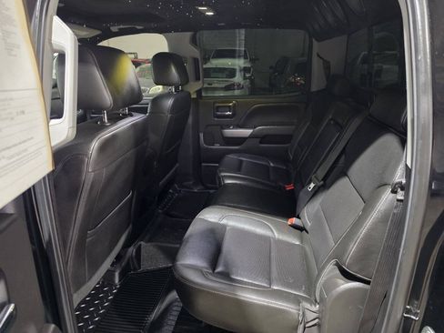 Used 2018 Chevrolet Silverado 1500 LTZ Z71 w/ LTZ Plus Package AWD/4WD image 29