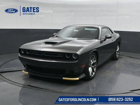 Used 2022 Dodge Challenger GT RWD image 5