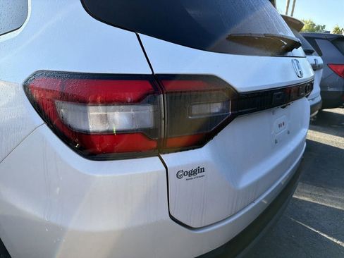 Used 2023 Honda Pilot EX-L image 8