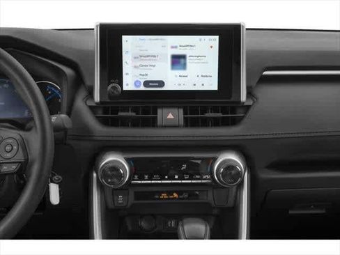 Used 2025 Toyota RAV4 LE image 7