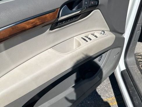 Used 2015 Audi Q7 TDI Premium Plus w/ Premium Plus Package image 11