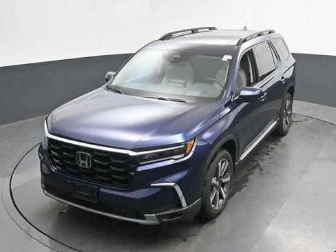 Used 2023 Honda Pilot Elite image 28