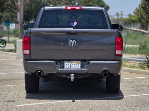 Used 2017 RAM 1500 Express RWD image 13