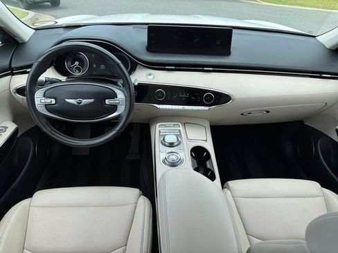 Used 2023 Genesis GV70 2.5T AWD/4WD image 22