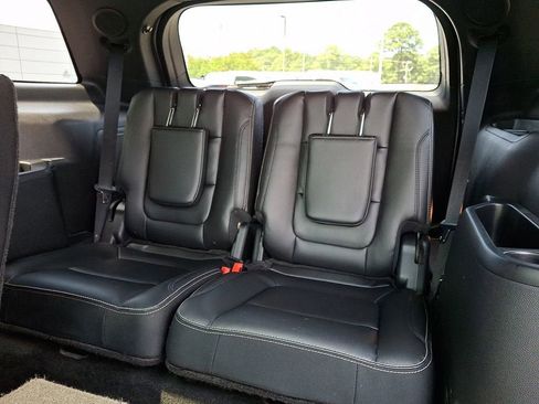 Used 2017 Ford Explorer Limited AWD/4WD image 12