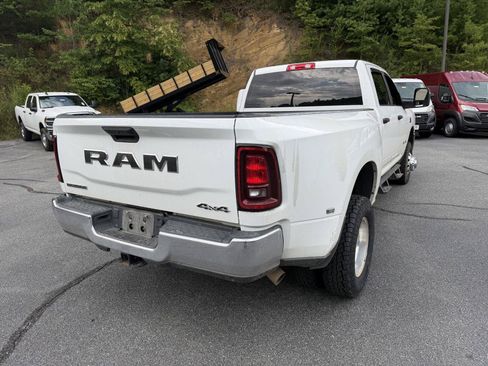 Used 2025 RAM 3500 Big Horn AWD/4WD image 5