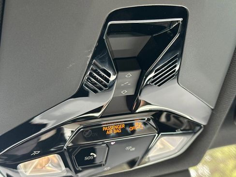 Used 2025 BMW X1 xDrive28i w/ Convenience Package image 23