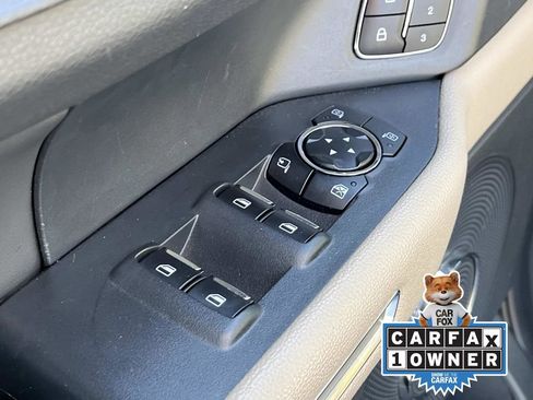 Used 2024 Ford Expedition Limited image 29