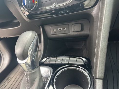 Used 2021 Buick Encore GX Preferred w/ Sport Touring Package image 22