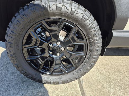 New 2025 Ford Bronco Sport Outer Banks w/ Outer Banks Tech Package+ image 11