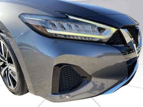 Used 2019 Nissan Maxima 3.5 S w/ Floor Mat Group FWD image 11