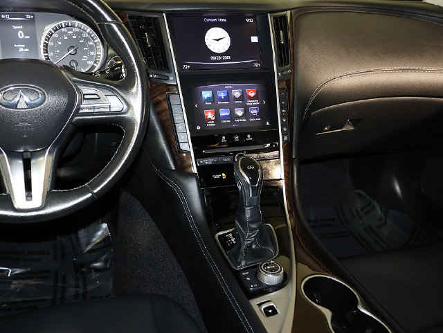 Used 2018 INFINITI Q50 Luxe AWD/4WD image 15