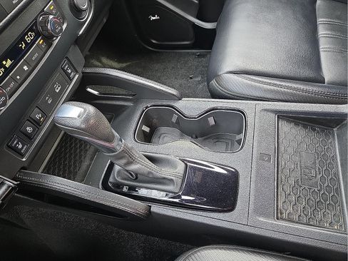 Used 2022 Nissan Frontier PRO-4X w/ Pro-4X Premium Package image 25