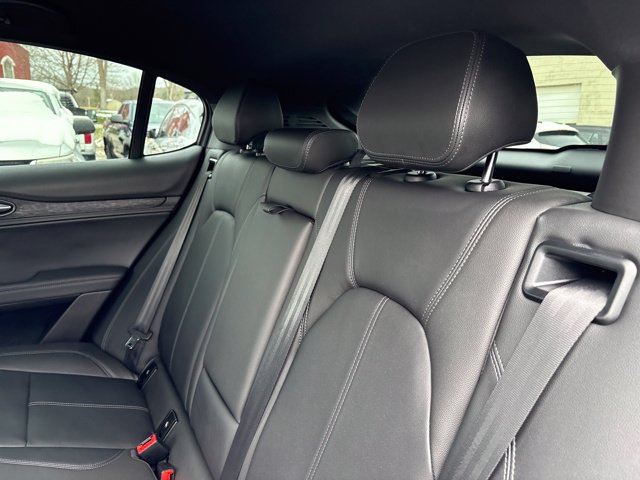 Used 2024 Alfa Romeo Stelvio Sprint AWD/4WD image 10
