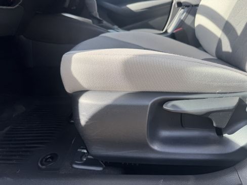 Used 2025 Toyota Corolla LE FWD image 20