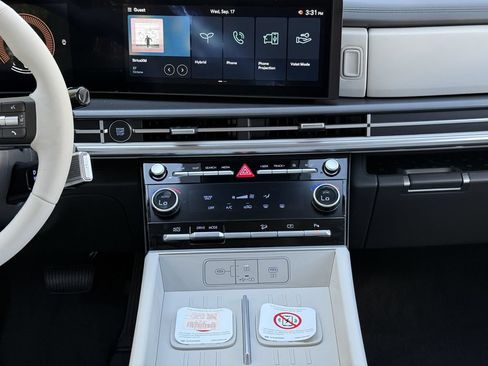 New 2026 Hyundai Santa Fe SE FWD image 13