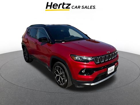 Used 2025 Jeep Compass Limited image 1
