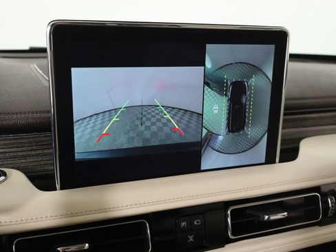 Certified 2023 Lincoln Aviator Black Label w/ Dynamic Handling Package AWD/4WD image 6