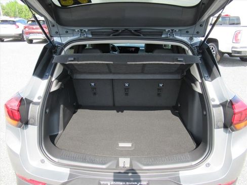 Used 2024 Buick Encore GX Preferred w/ Comfort Package FWD image 28