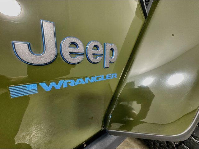 Used 2024 Jeep Wrangler Unlimited Rubicon 4xe AWD/4WD image 43