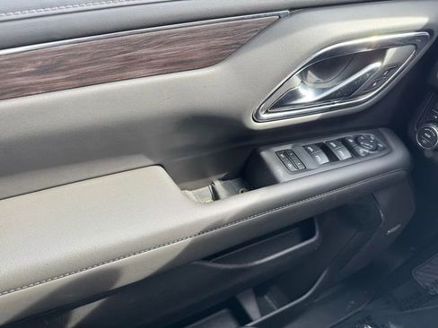 Certified 2024 Chevrolet Suburban Z71 w/ Z71 Off-Road Package image 32