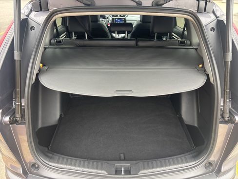 Used 2022 Honda CR-V Touring image 40