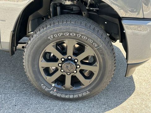 New 2026 RAM 2500 Big Horn AWD/4WD image 14