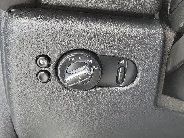 Used 2024 MINI Cooper S FWD image 27