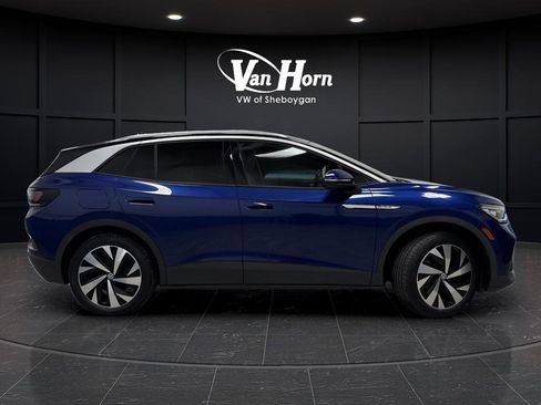 Used 2021 Volkswagen ID.4 Pro S w/ Gradient Package image 2