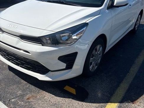 Used 2022 Kia Rio LX FWD image 3