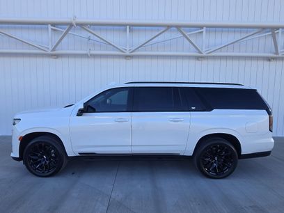 Used 2023 Cadillac Escalade ESV Sport Platinum w/ LPO, ONYX Package