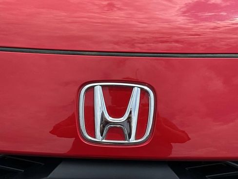 Used 2024 Honda HR-V Sport image 28