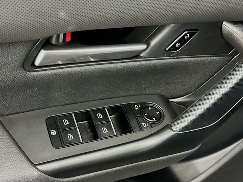 Used 2025 MAZDA CX-50 AWD 2.5 S w/ Preferred Package image 15