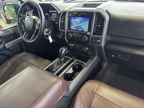 Used 2019 Ford F150 XLT w/ Equipment Group 302A Luxury AWD/4WD image 16