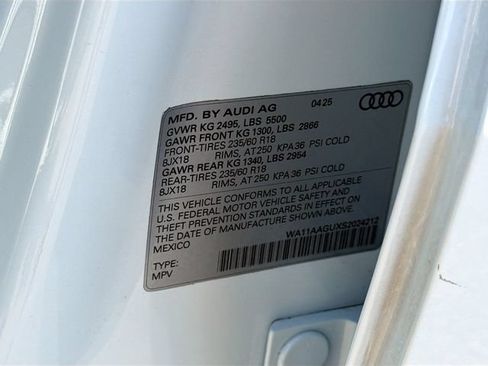 Used 2025 Audi Q5 Premium w/ Convenience Package AWD/4WD image 41
