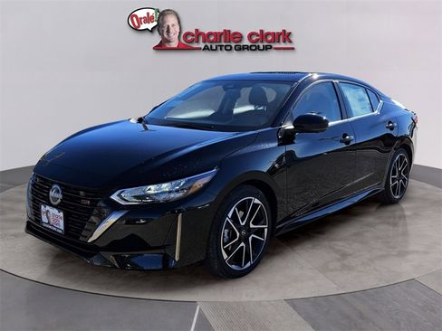 New 2025 Nissan Sentra SR w/ SR Premium Package image 9