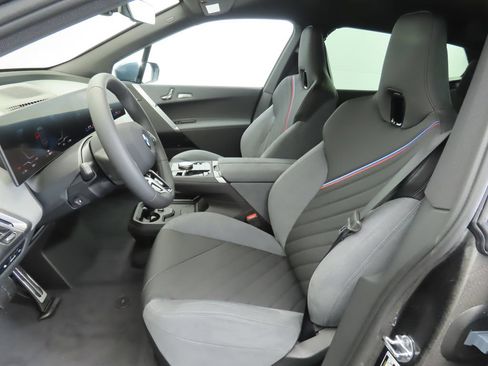 Used 2026 BMW iX xDrive45 w/ M Sport Package AWD/4WD image 20