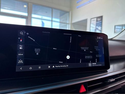 Used 2024 Kia Sorento S image 22