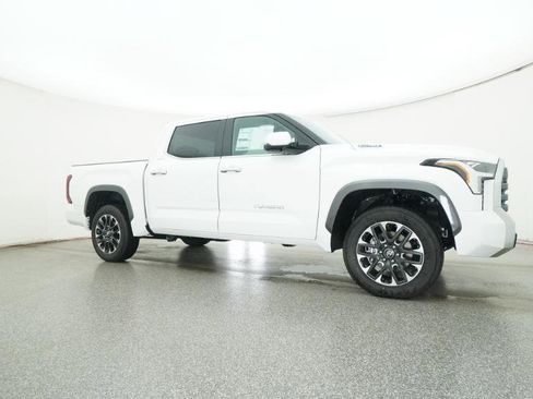 New 2026 Toyota Tundra Limited AWD/4WD image 31