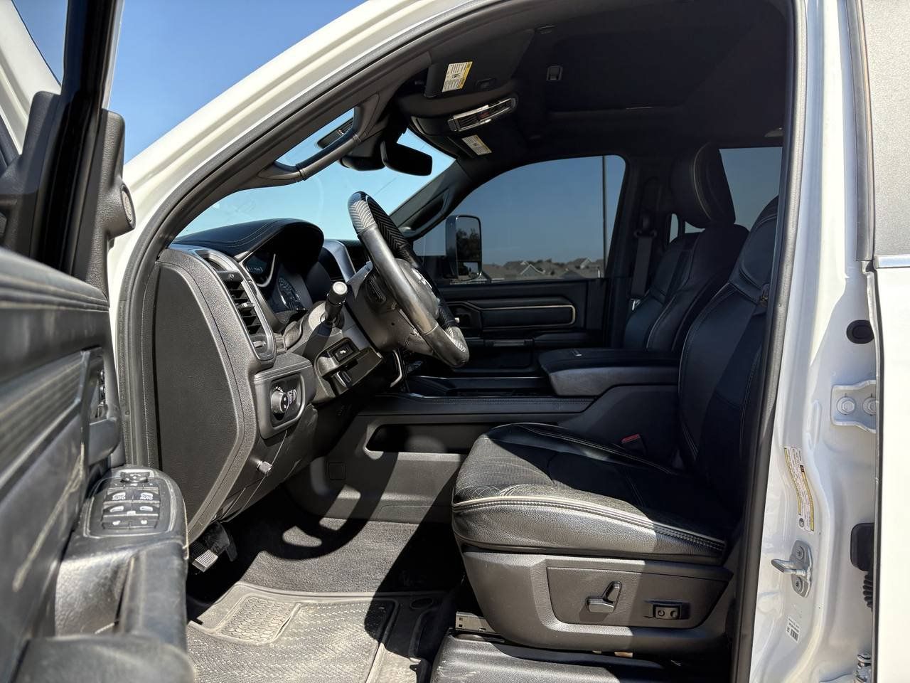 Used 2019 RAM 2500 Limited AWD/4WD image 13