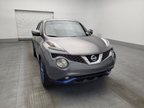Used 2016 Nissan Juke SL image 14