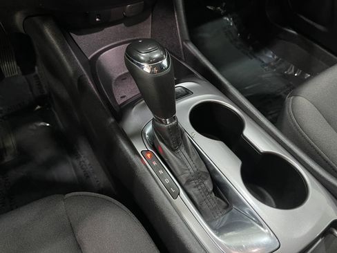 Used 2018 Chevrolet Malibu LS FWD image 28