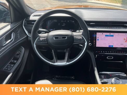 New 2026 Jeep Grand Cherokee Limited w/ Luxury Tech Group II AWD/4WD image 13