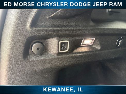 Used 2024 Jeep Grand Cherokee L Limited w/ Luxury Tech Group II AWD/4WD image 21