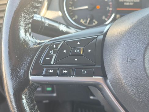 Used 2018 Nissan Rogue SL w/ Premium Package AWD/4WD image 19