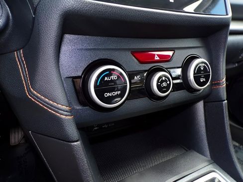 Used 2022 Subaru Crosstrek 2.5i Limited image 20