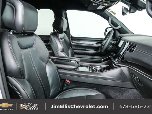 Used 2023 Jeep Wagoneer 2WD w/ Convenience Group I image 24