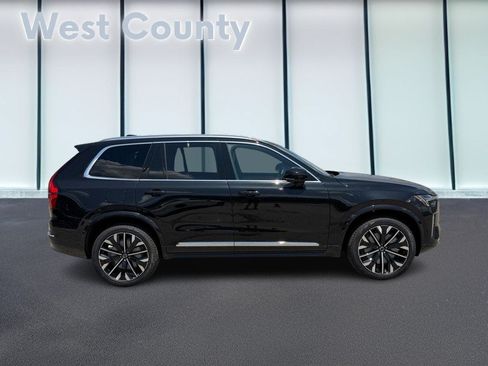 New 2026 Volvo XC90 T8 Plus w/ Protection Package Premier AWD/4WD image 2