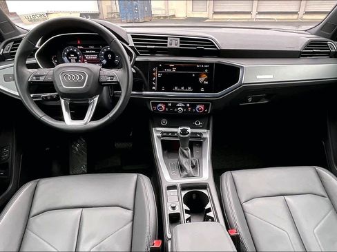 Used 2025 Audi Q3 2.0T Premium Plus image 18